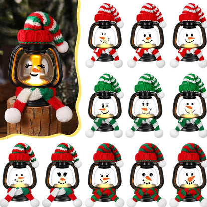 🔥Stock limité disponible 50% de réduction🔥Décoration de Noël : Mini Lanterne Bonhomme de Neige avec Bonnets et Écharpes