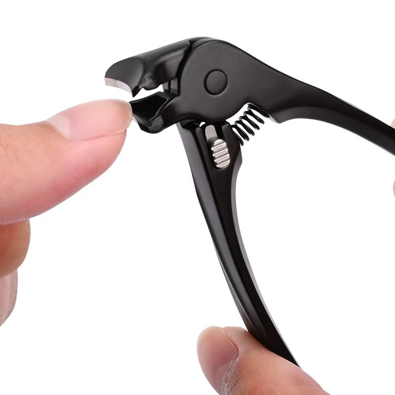 📢📢60 % DE RÉDUCTION MAINTENANT ✨🔥Coupe-ongles courbé en acier inoxydable – Ergonomique et facile à utiliser pour les seniors
